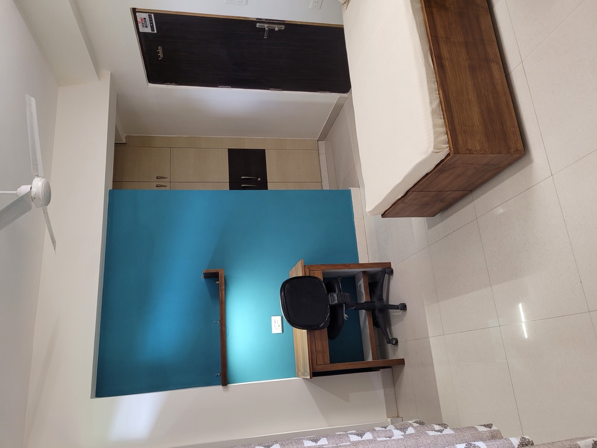 Comfortable room at Arihant Home